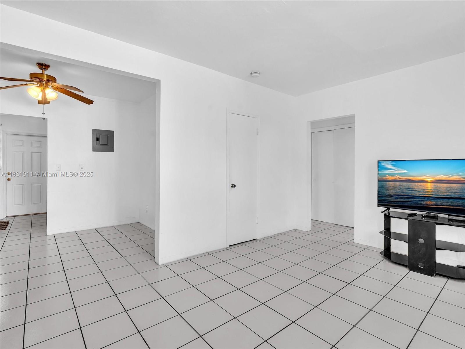 See details / 3308 sq. ft. $ 2025-06-30 0 Photo