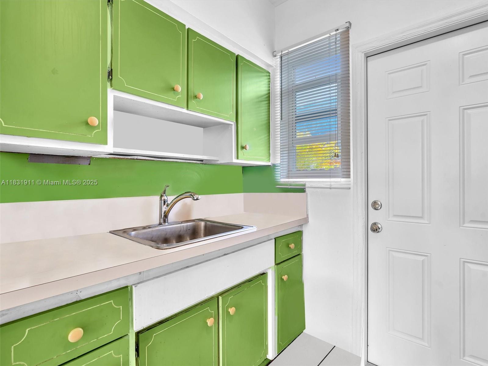 See details / 3308 sq. ft. $ 2025-06-30 0 Photo