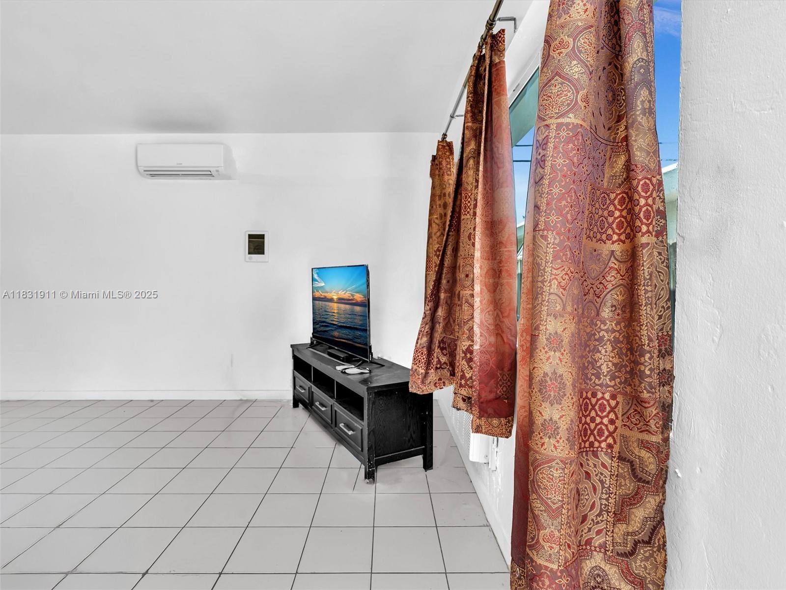 See details / 3308 sq. ft. $ 2025-06-30 0 Photo