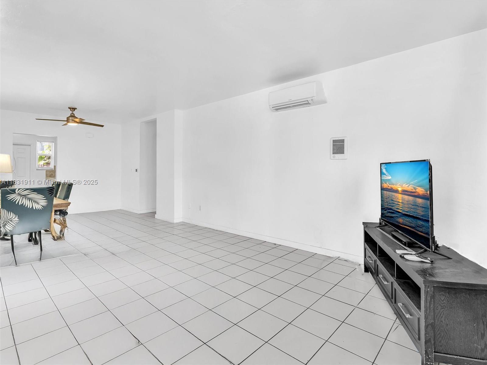 See details / 3308 sq. ft. $ 2025-06-30 0 Photo