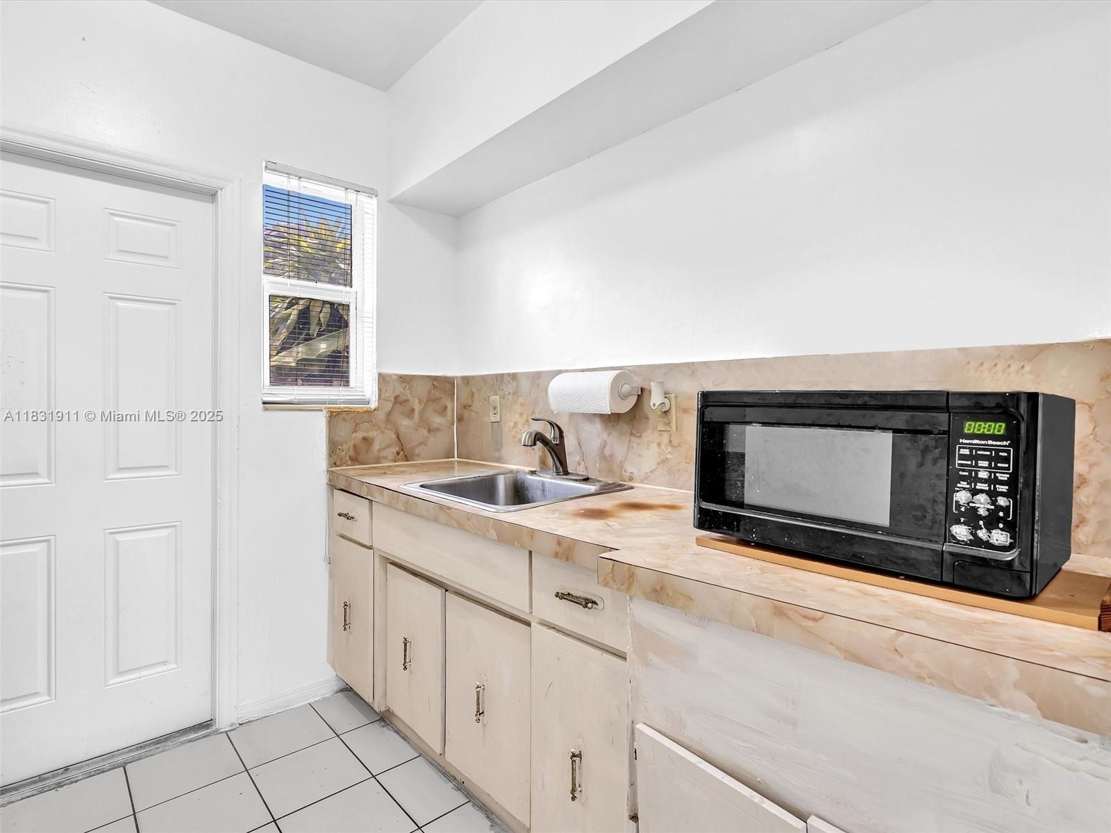 See details / 3308 sq. ft. $ 2025-06-30 0 Photo