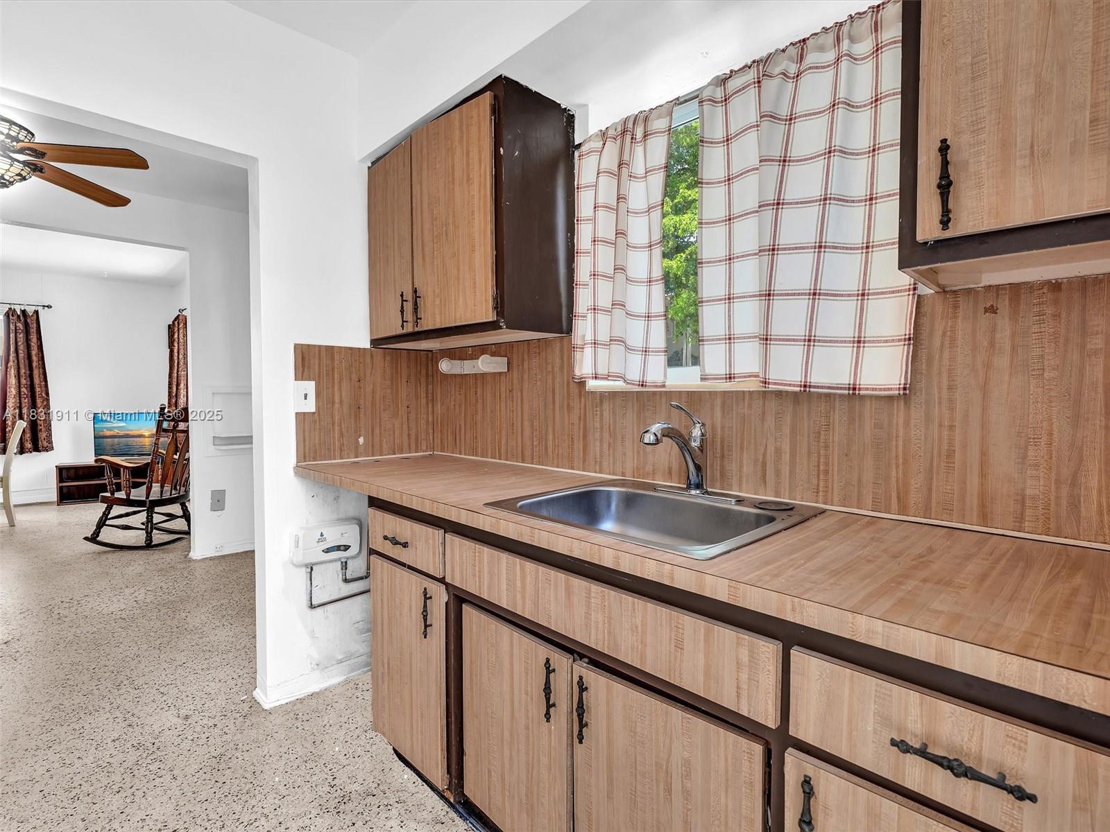 See details / 3308 sq. ft. $ 2025-06-30 0 Photo