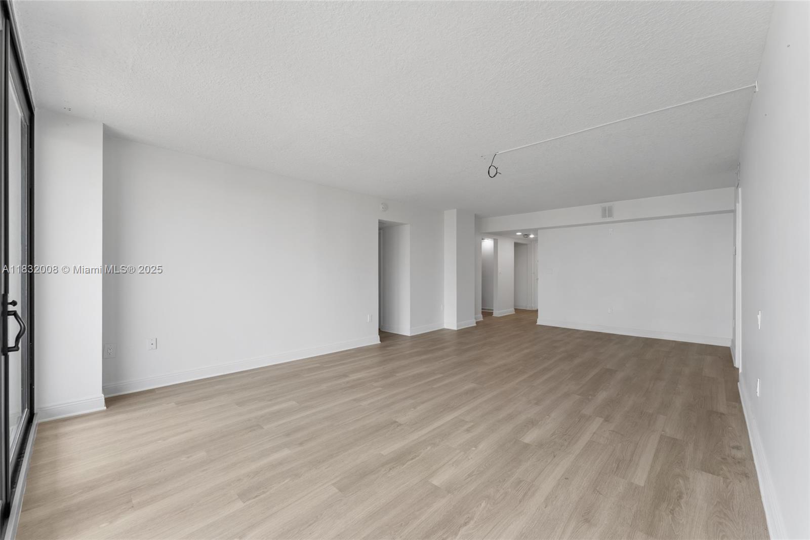 Photo of 3731 Country Club  #921, Aventura, Florida, 33180 - 