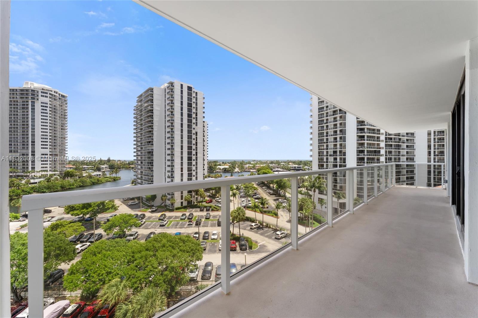 Photo of 3731 Country Club  #921, Aventura, Florida, 33180 - 