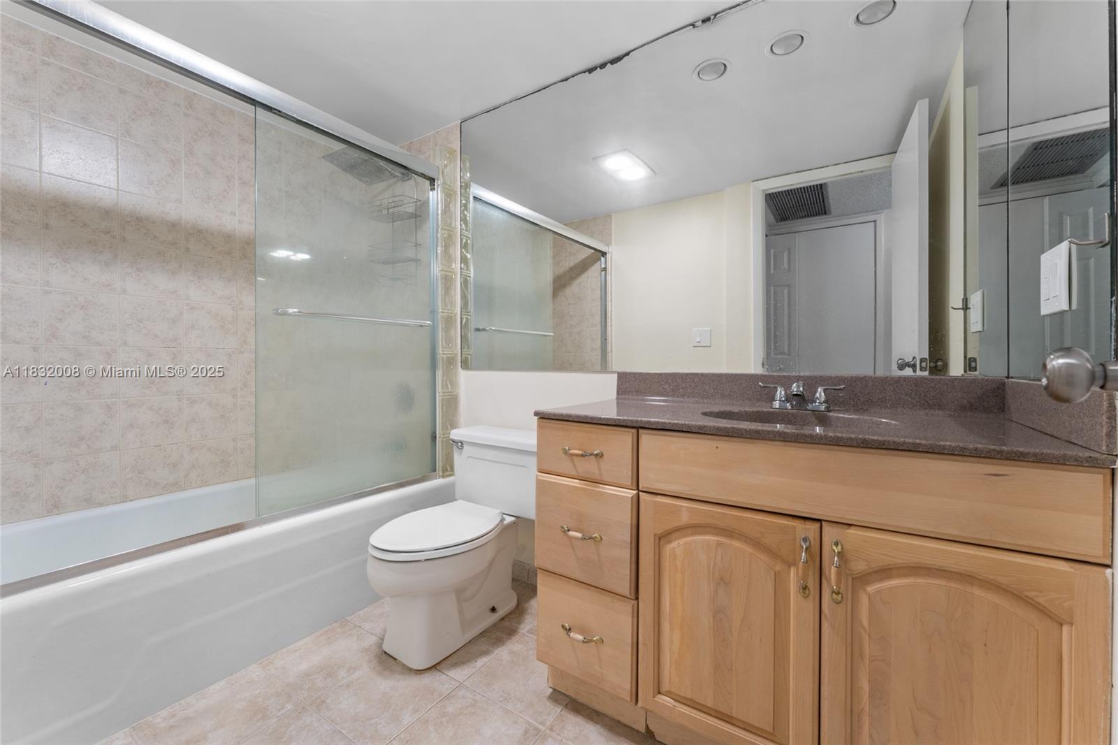 Photo of 3731 Country Club  #921, Aventura, Florida, 33180 - 
