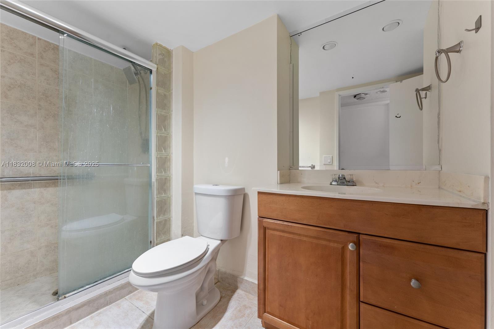 Photo of 3731 Country Club  #921, Aventura, Florida, 33180 - 
