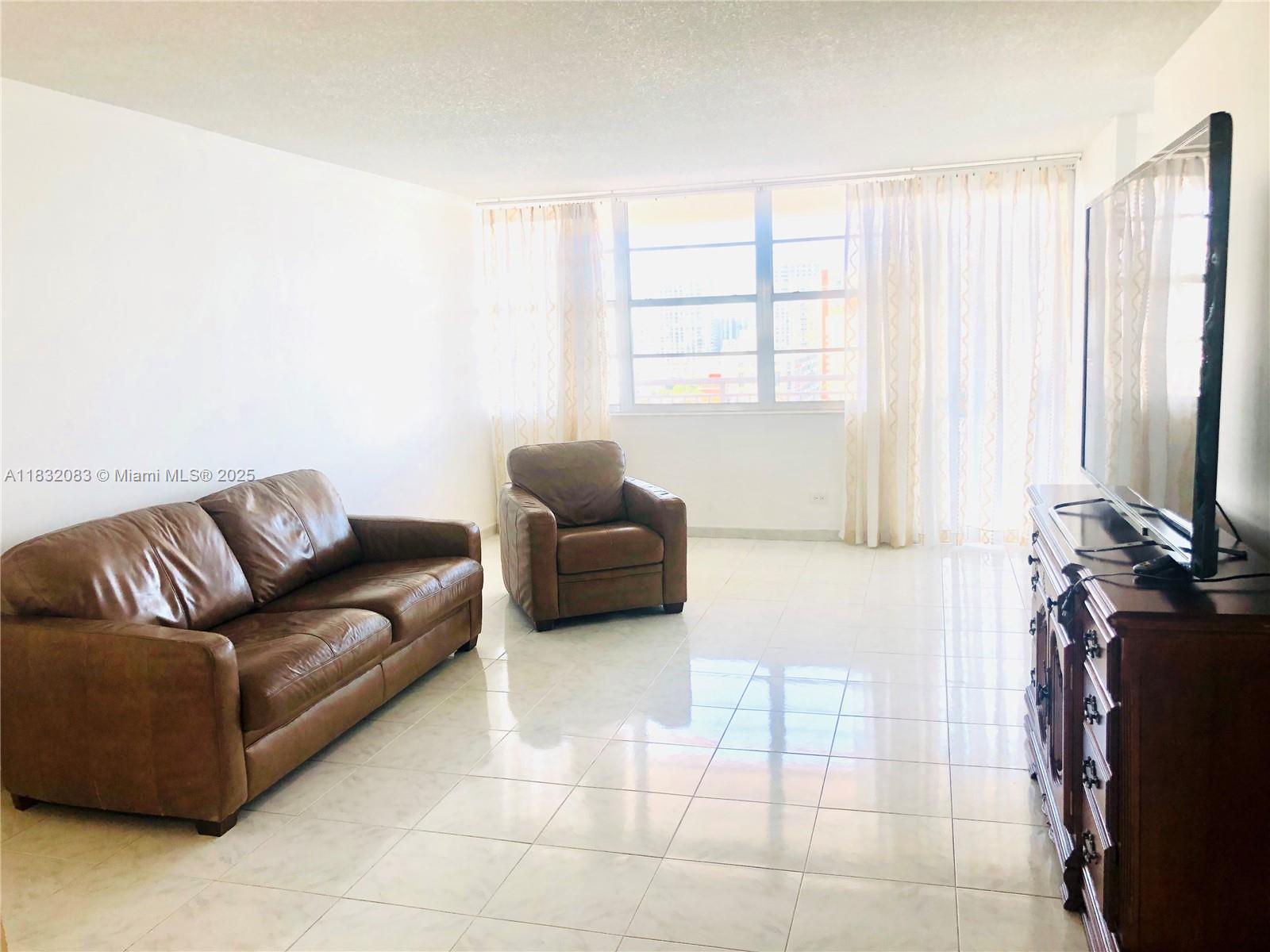 See details 1703 2 / 2 1488 sq. ft. $ 2025-07-01 0 Photo