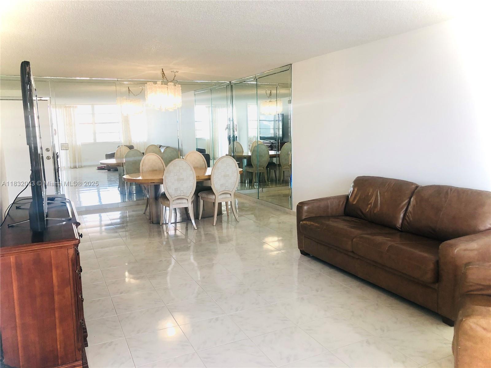 See details 1703 2 / 2 1488 sq. ft. $ 2025-07-01 0 Photo
