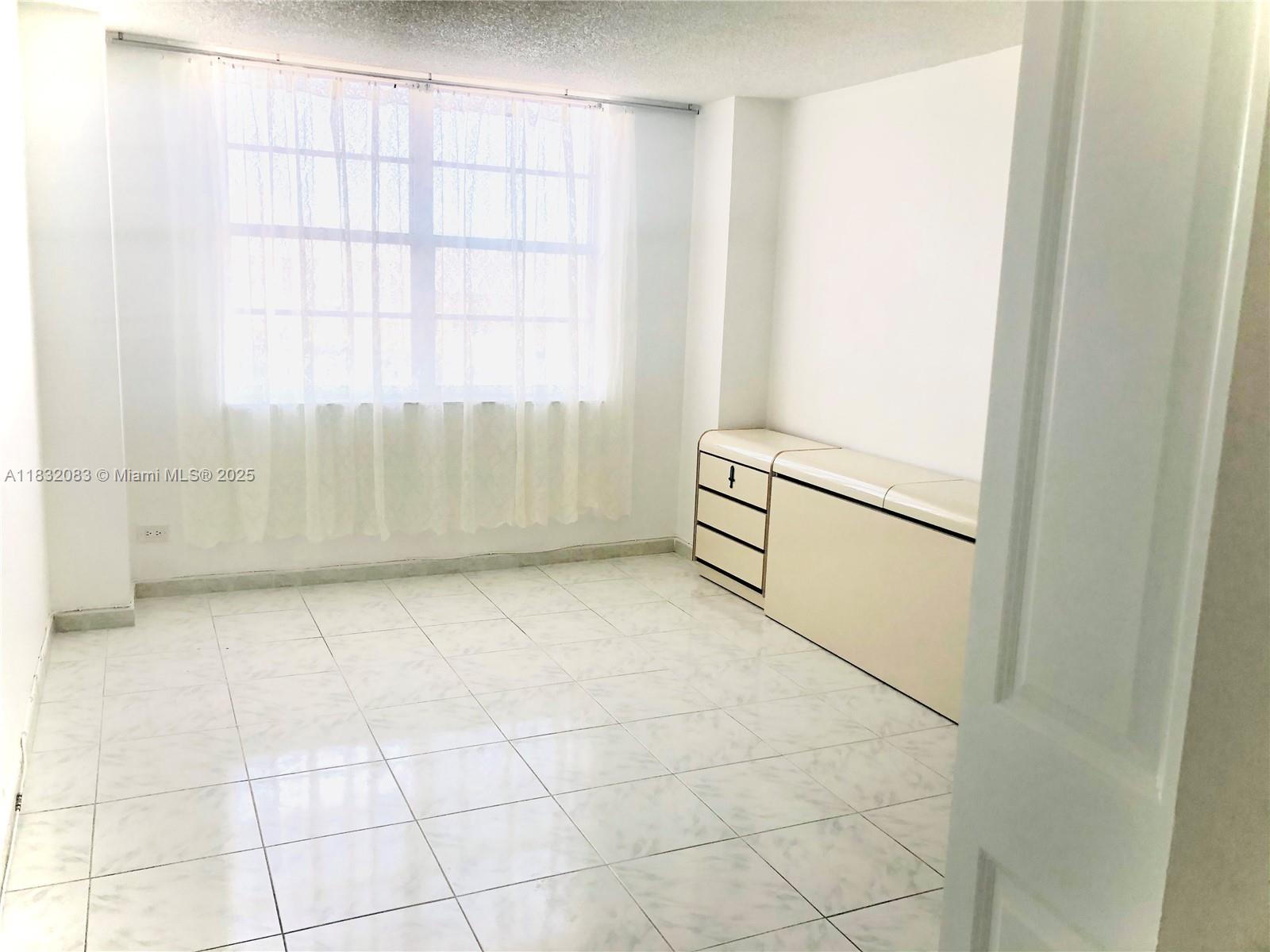 See details 1703 2 / 2 1488 sq. ft. $ 2025-07-01 0 Photo