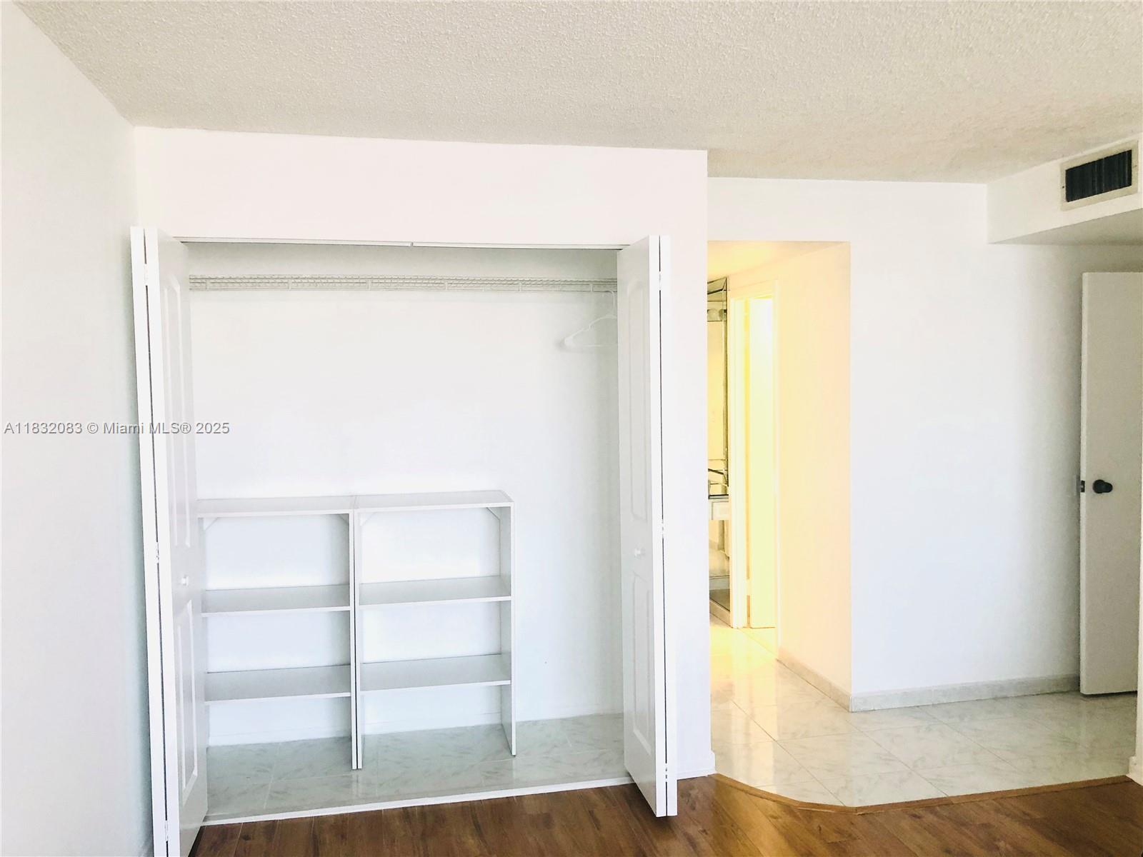 See details 1703 2 / 2 1488 sq. ft. $ 2025-07-01 0 Photo