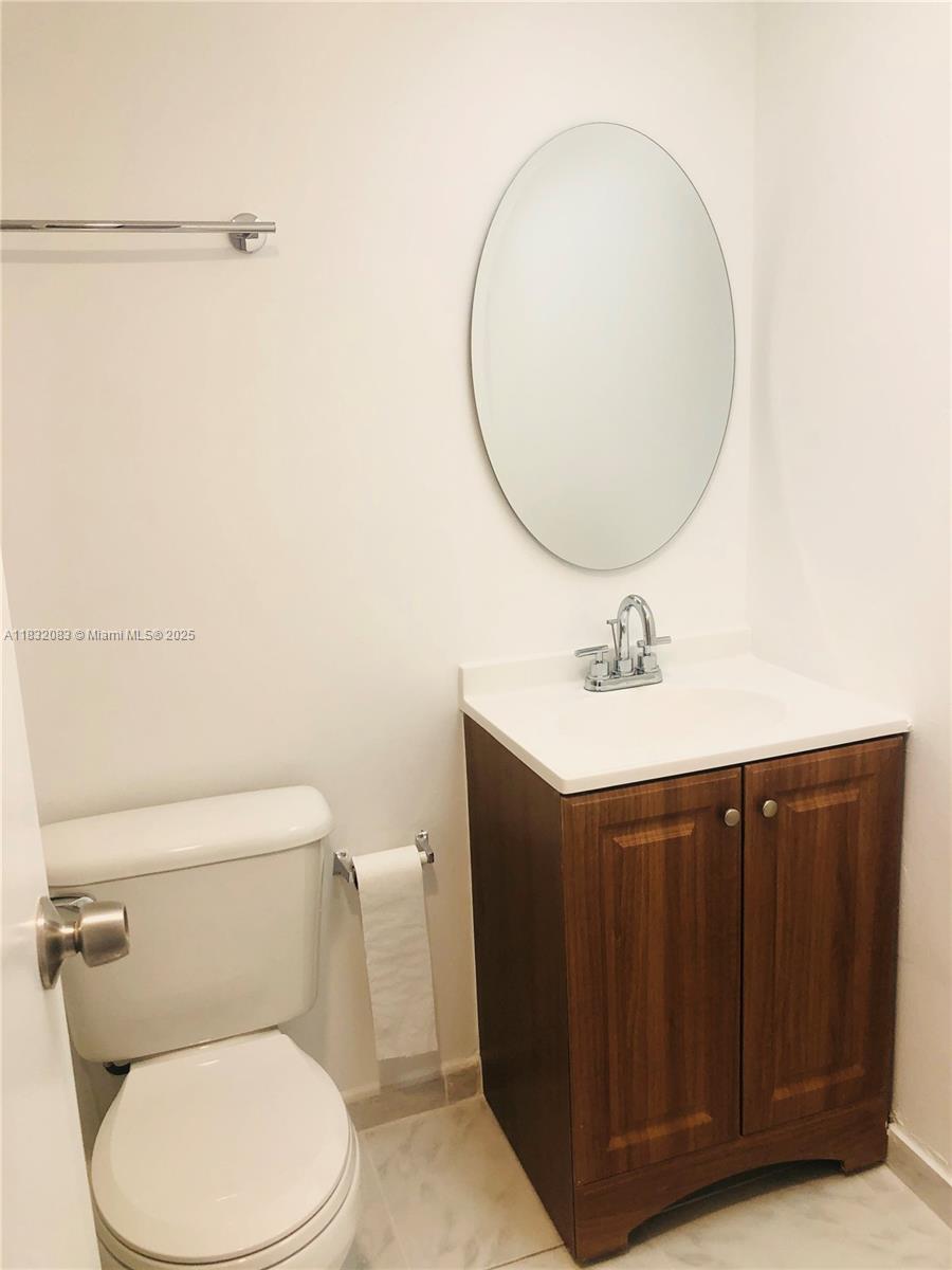 See details 1703 2 / 2 1488 sq. ft. $ 2025-07-01 0 Photo