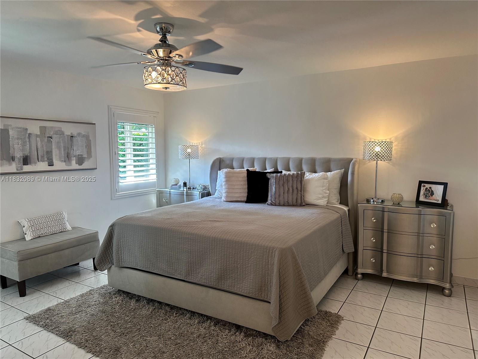See details 8821 4 / 2 2182 sq. ft. $ 2025-07-28 0 Photo