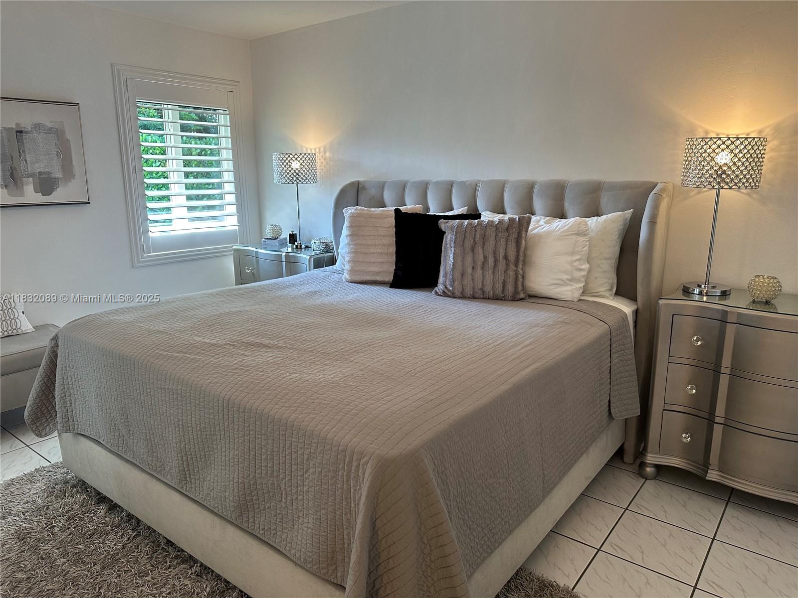 See details 8821 4 / 2 2182 sq. ft. $ 2025-07-28 0 Photo