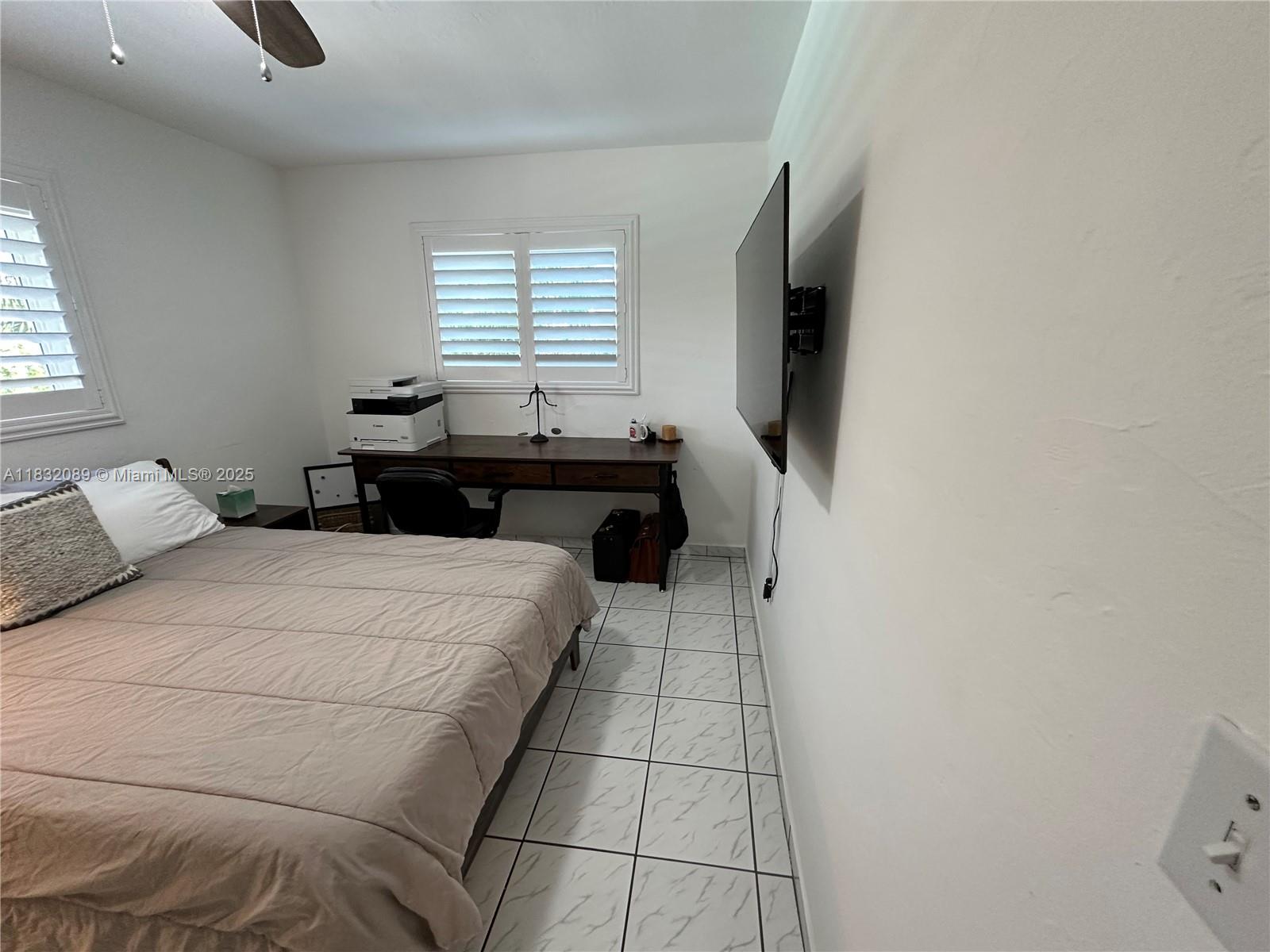 See details 8821 4 / 2 2182 sq. ft. $ 2025-07-28 0 Photo