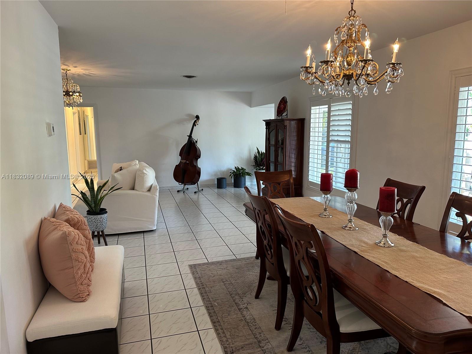 See details 8821 4 / 2 2182 sq. ft. $ 2025-07-28 0 Photo