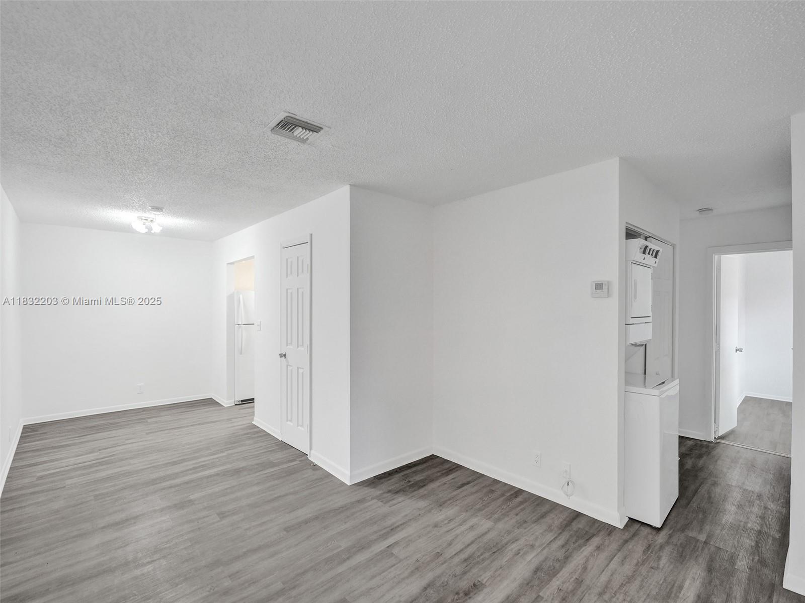 See details / 3819 sq. ft. $ 2025-07-01 0 Photo
