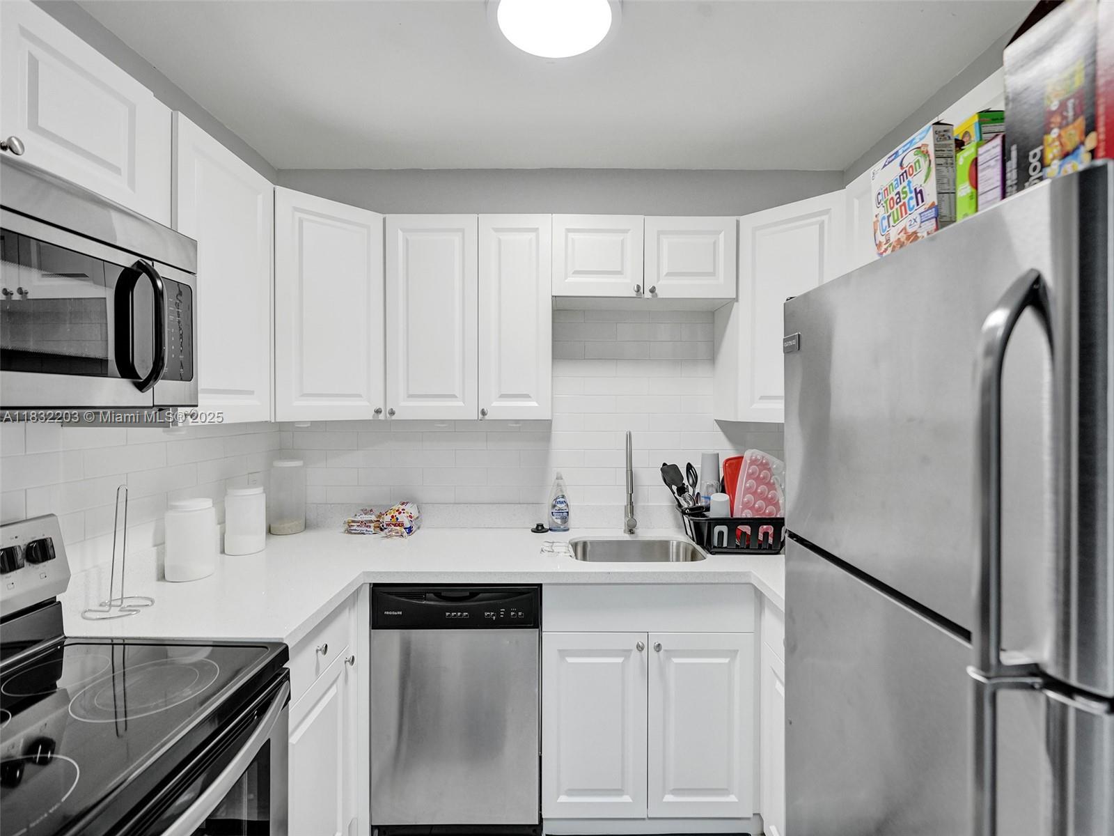 See details / 3819 sq. ft. $ 2025-07-01 0 Photo