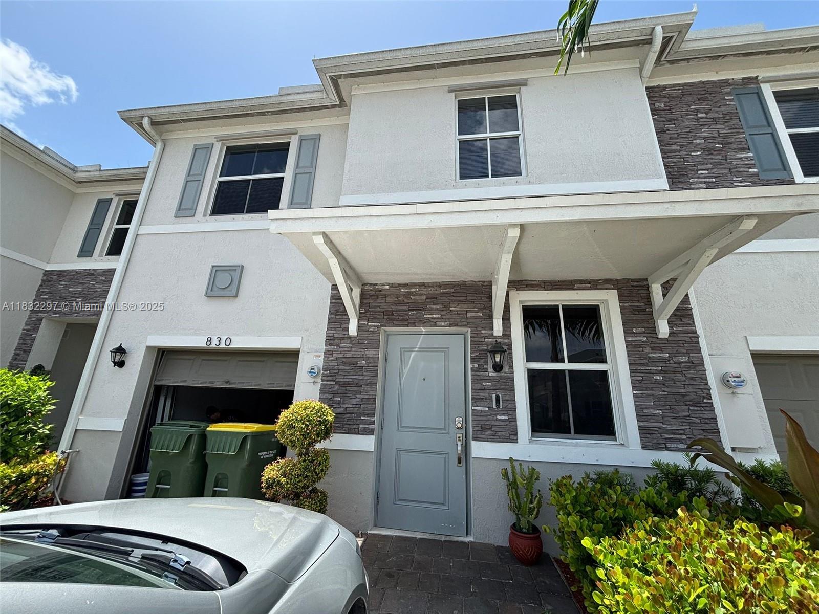 830 4 / 3 1826 sq. ft. $ 2025-09-18 0 Photo