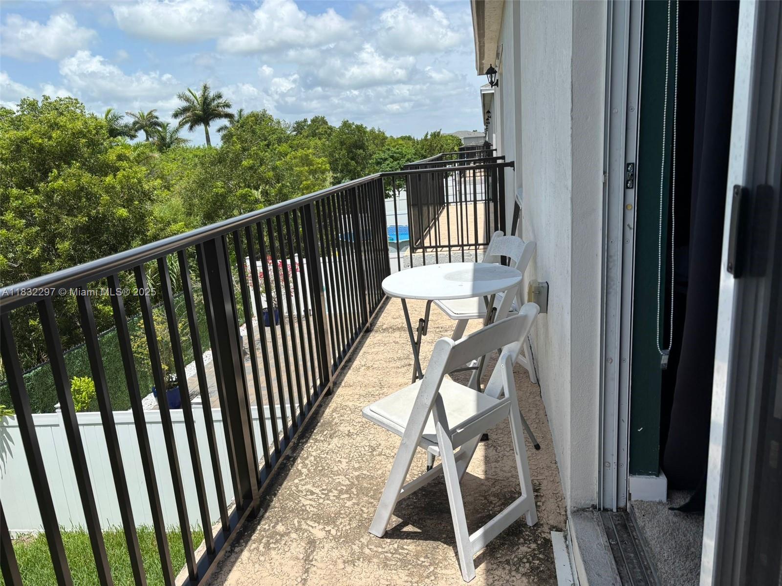 830 4 / 3 1826 sq. ft. $ 2025-09-18 0 Photo