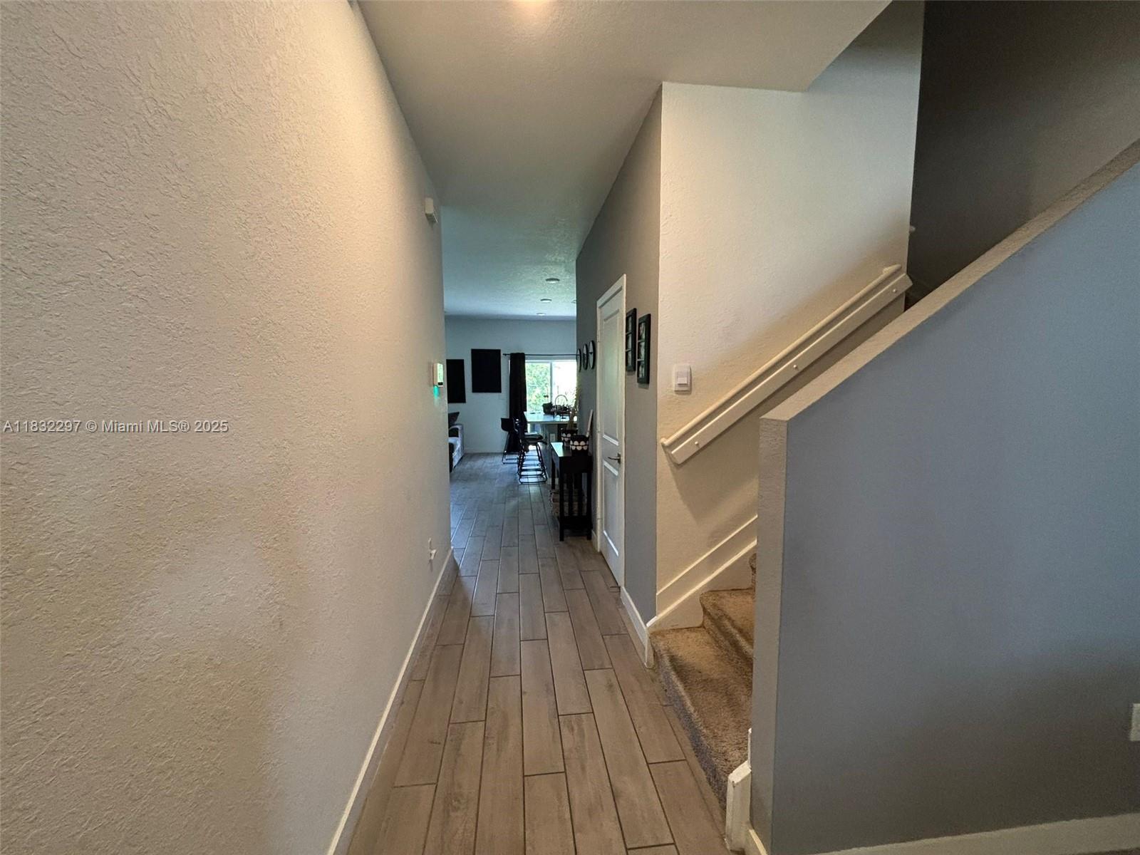 830 4 / 3 1826 sq. ft. $ 2025-09-18 0 Photo