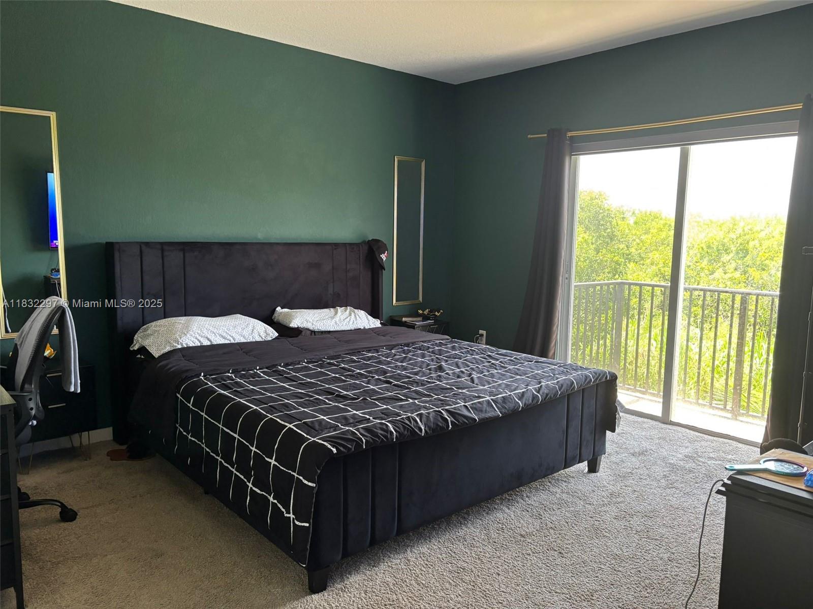 830 4 / 3 1826 sq. ft. $ 2025-09-18 0 Photo