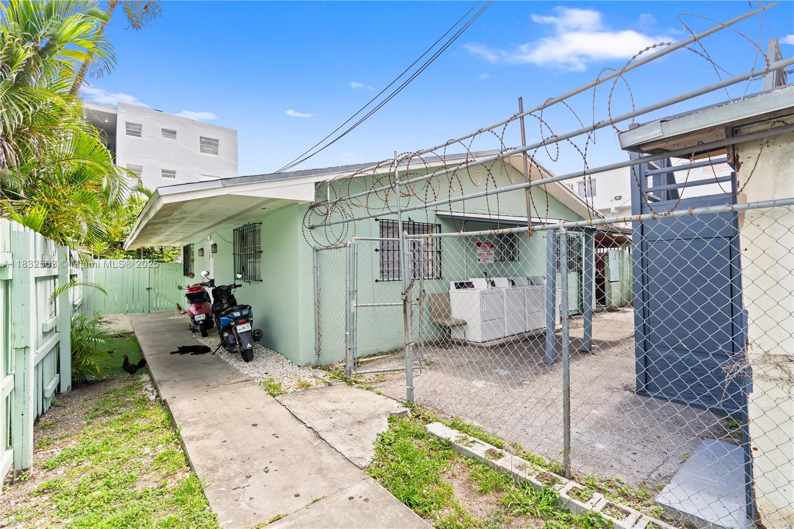 See details / sq. ft. $ 2025-07-01 0 Photo