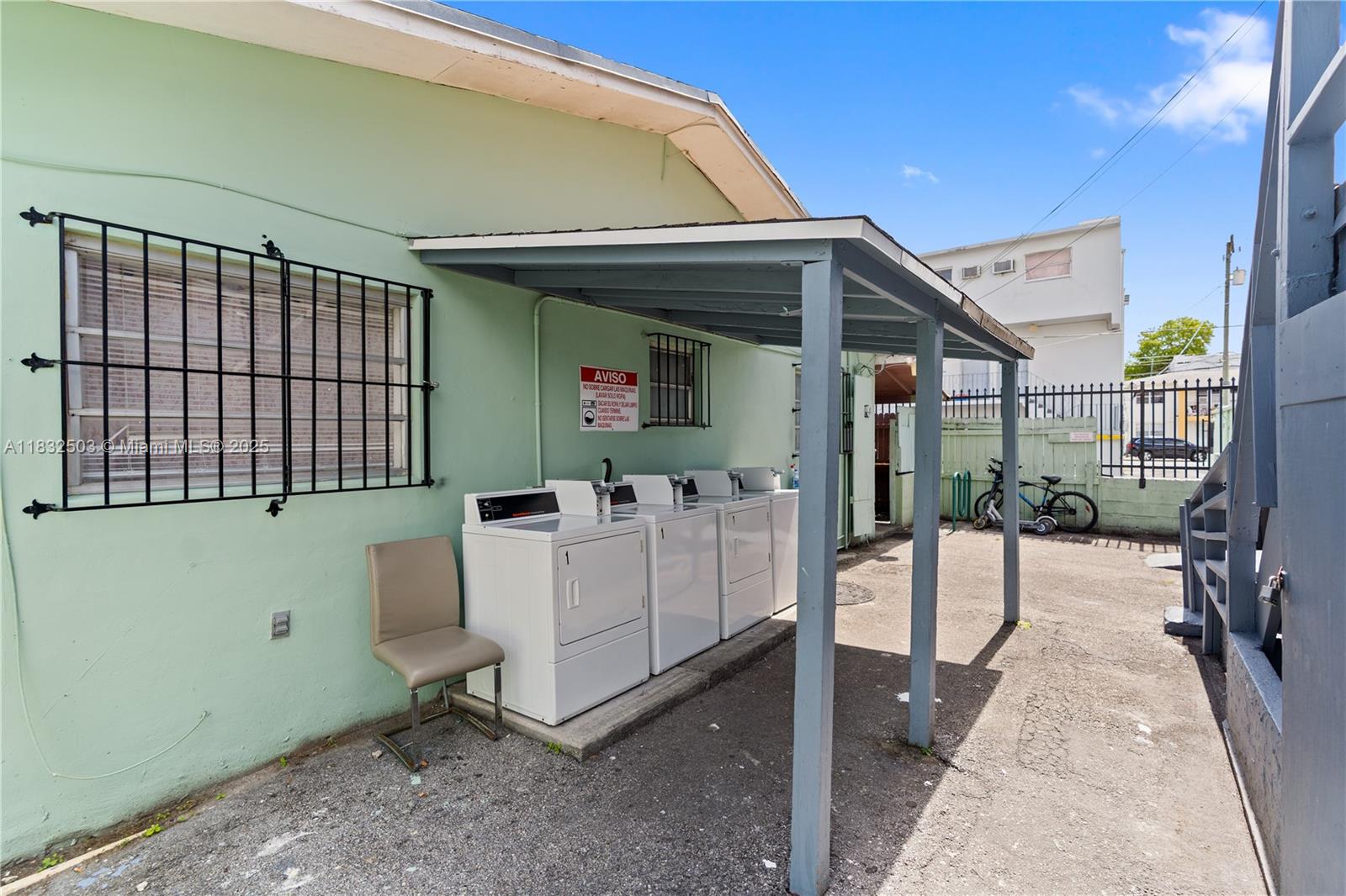 See details / sq. ft. $ 2025-07-01 0 Photo