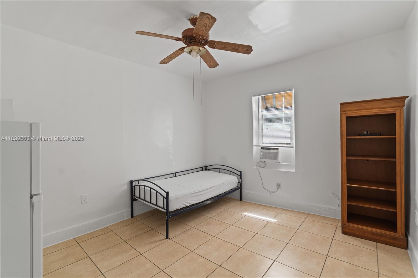 See details / sq. ft. $ 2025-07-01 0 Photo