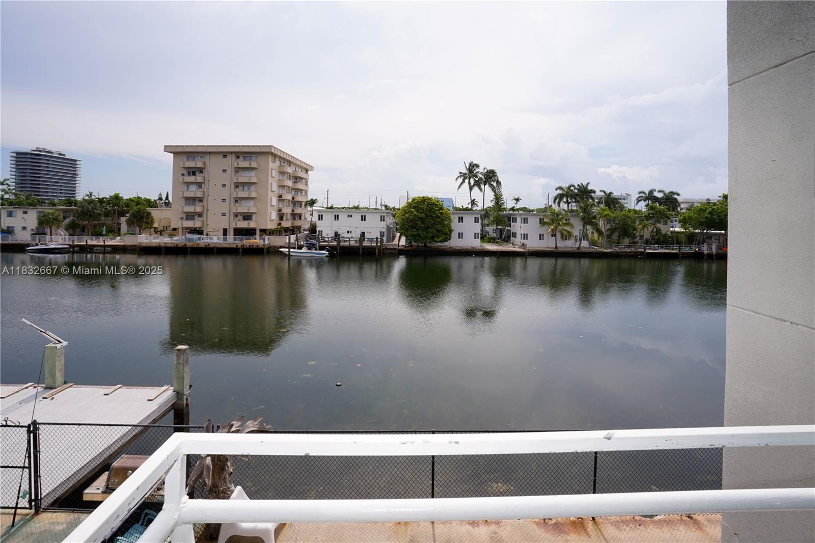 See details / 5730 sq. ft. $ 2025-09-17 0 Photo