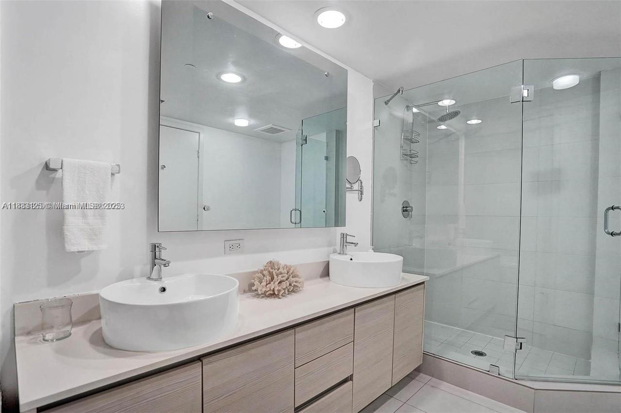 Photo of 2600 Hallandale Beach Blvd  #T702, Hallandale Beach, Florida, 33009 - 