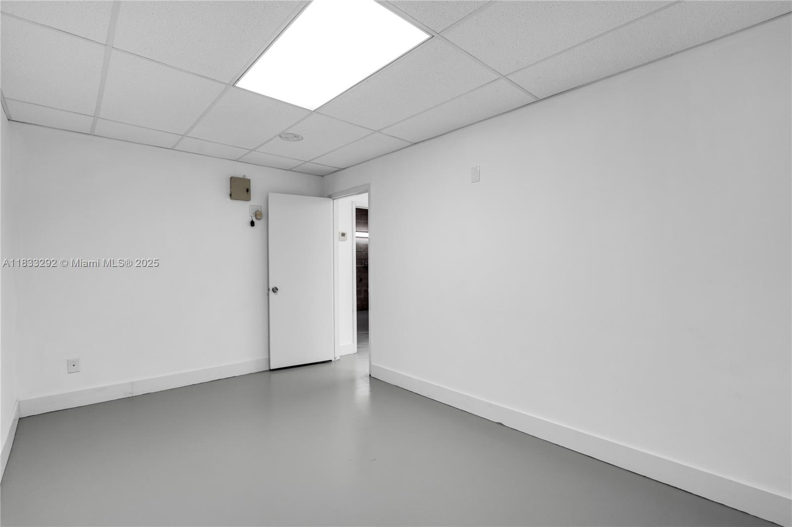 55  /   sq. ft. $ 2025-07-25 0 Photo