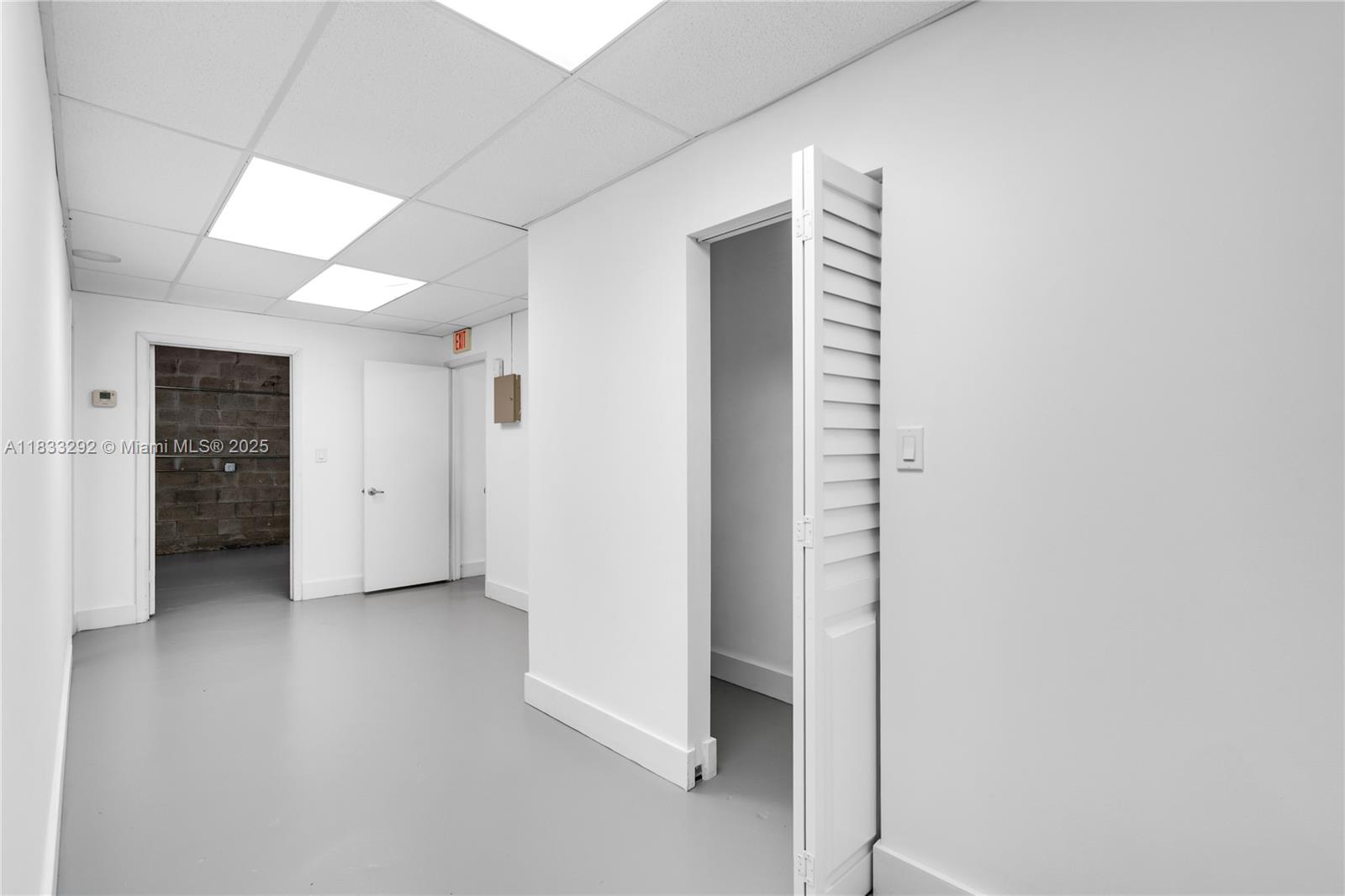 55  /   sq. ft. $ 2025-07-25 0 Photo