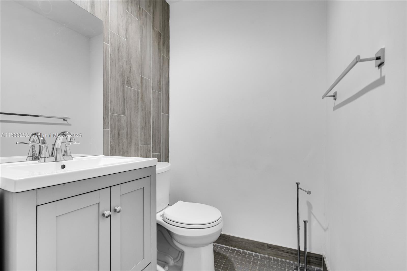 55  /   sq. ft. $ 2025-07-25 0 Photo
