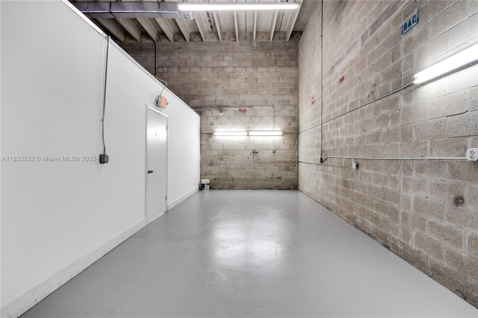 55  /   sq. ft. $ 2025-07-25 0 Photo