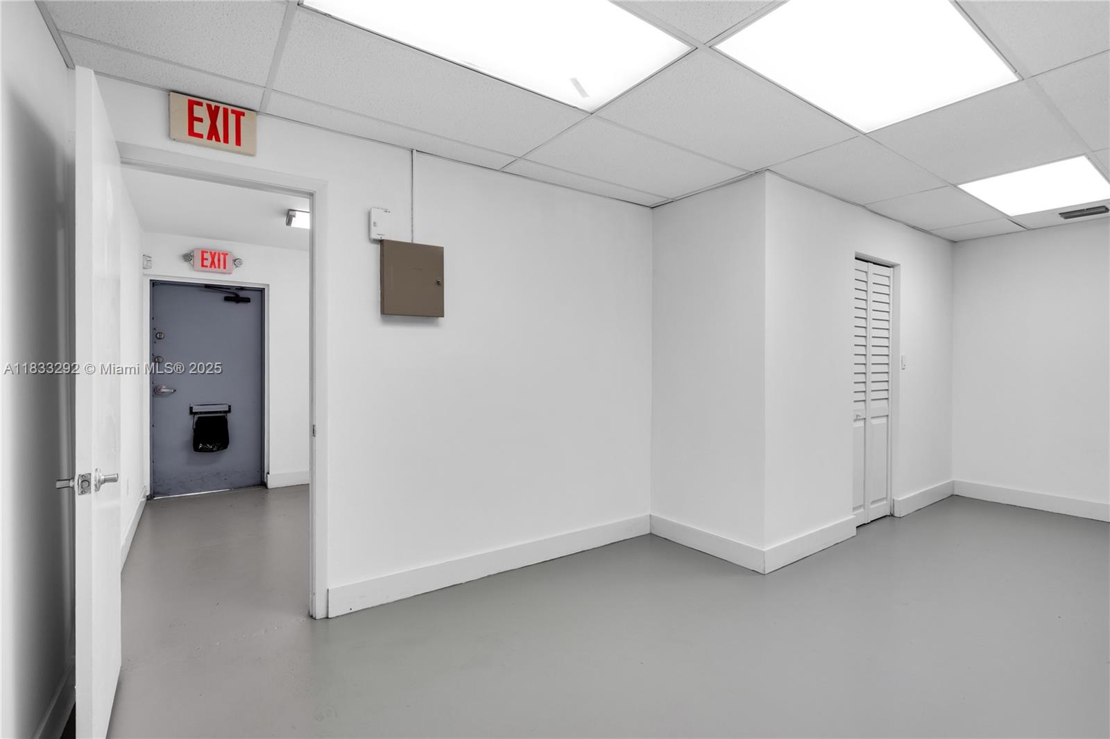 55  /   sq. ft. $ 2025-07-25 0 Photo