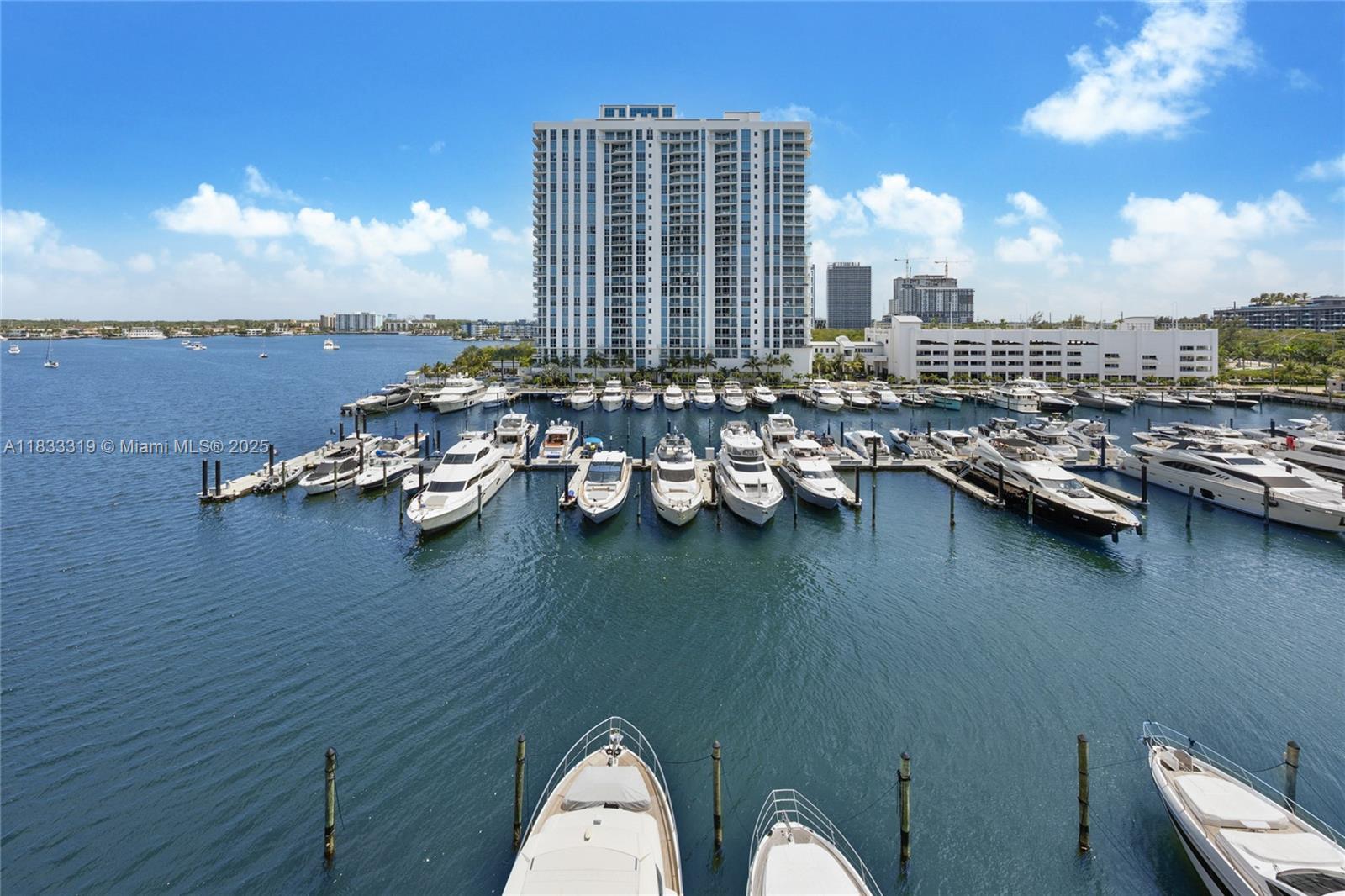 Photo of 17301 Biscayne Blvd  #605, North Miami Beach, Florida, 33160 - 