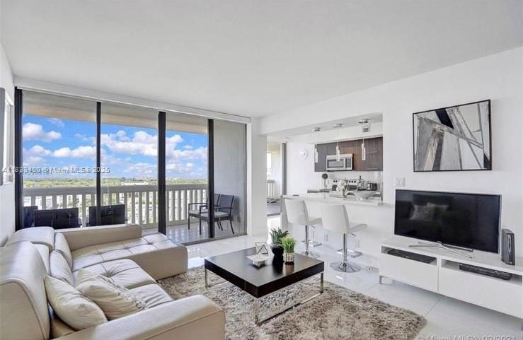 1911 2 / 2 1140 sq. ft. $ 2025-07-15 0 Photo