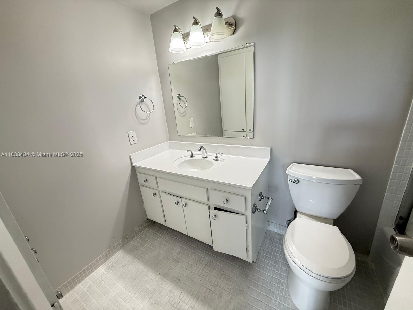 505 1 / 2 844 sq. ft. $ 2025-07-19 0 Photo