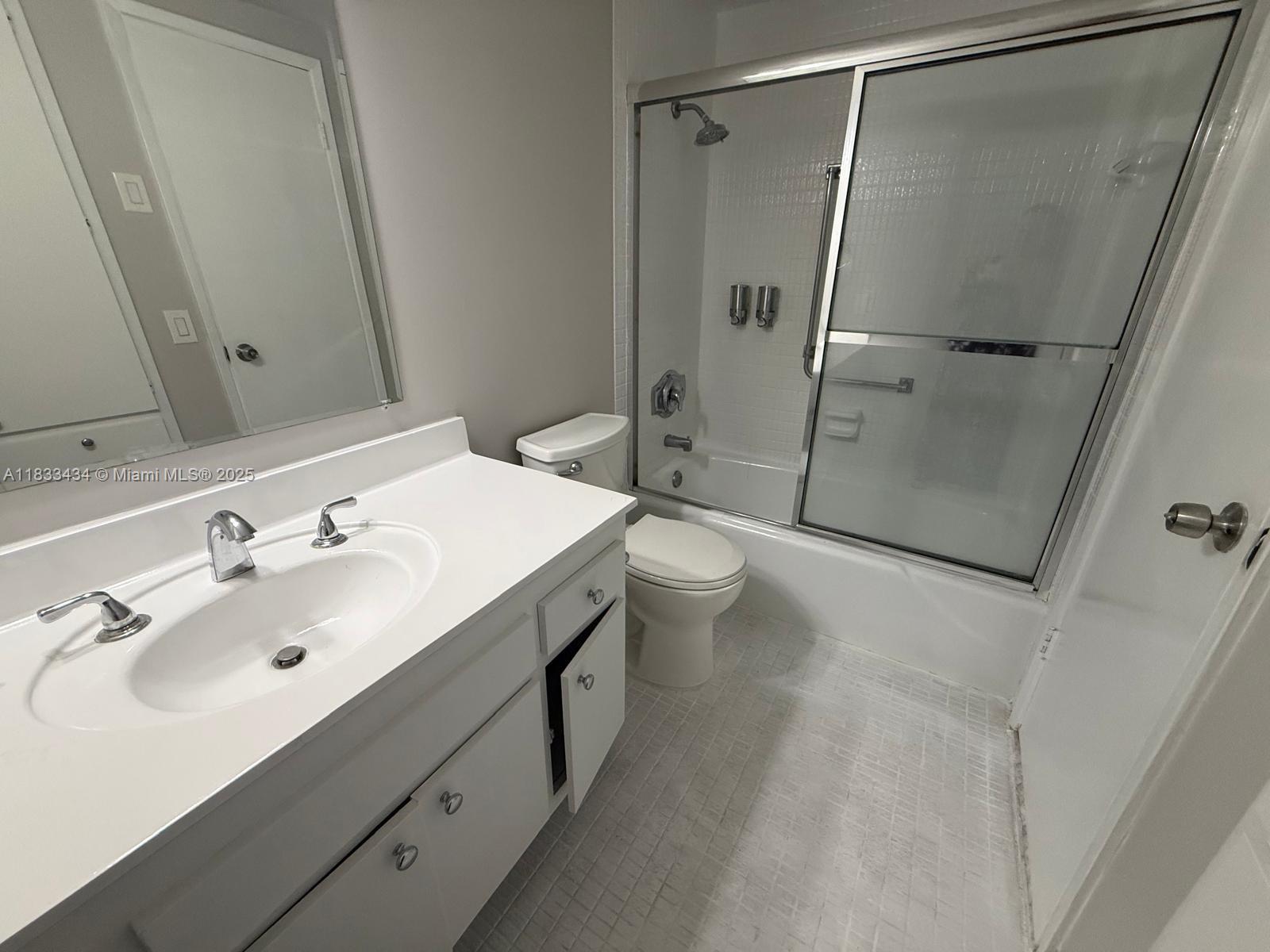 505 1 / 2 844 sq. ft. $ 2025-07-19 0 Photo