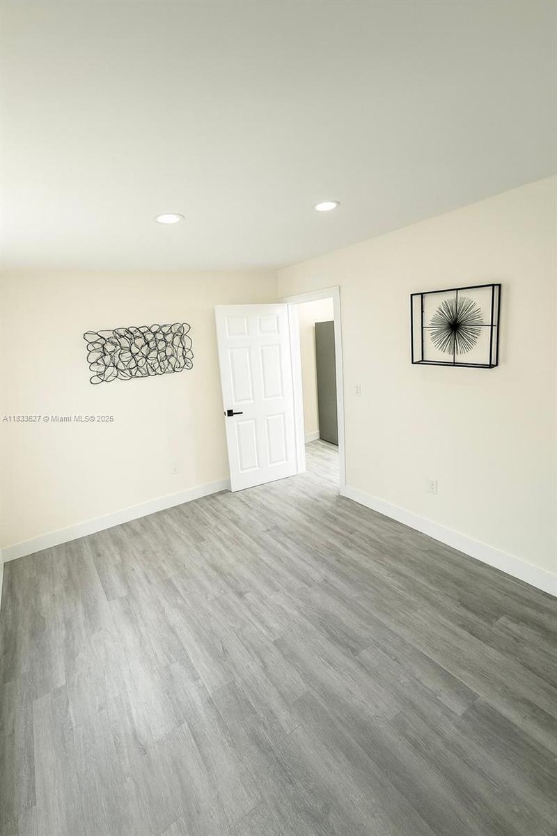   /  2725 sq. ft. $ 2025-07-02 0 foto