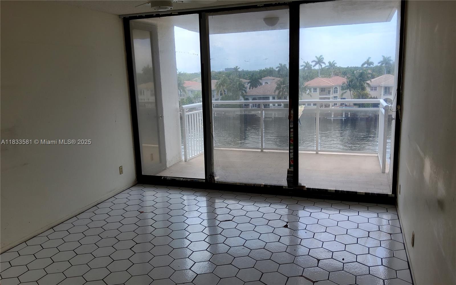Photo of 1600 Ocean Dr  #5B, Hollywood, Florida, 33019 - 
