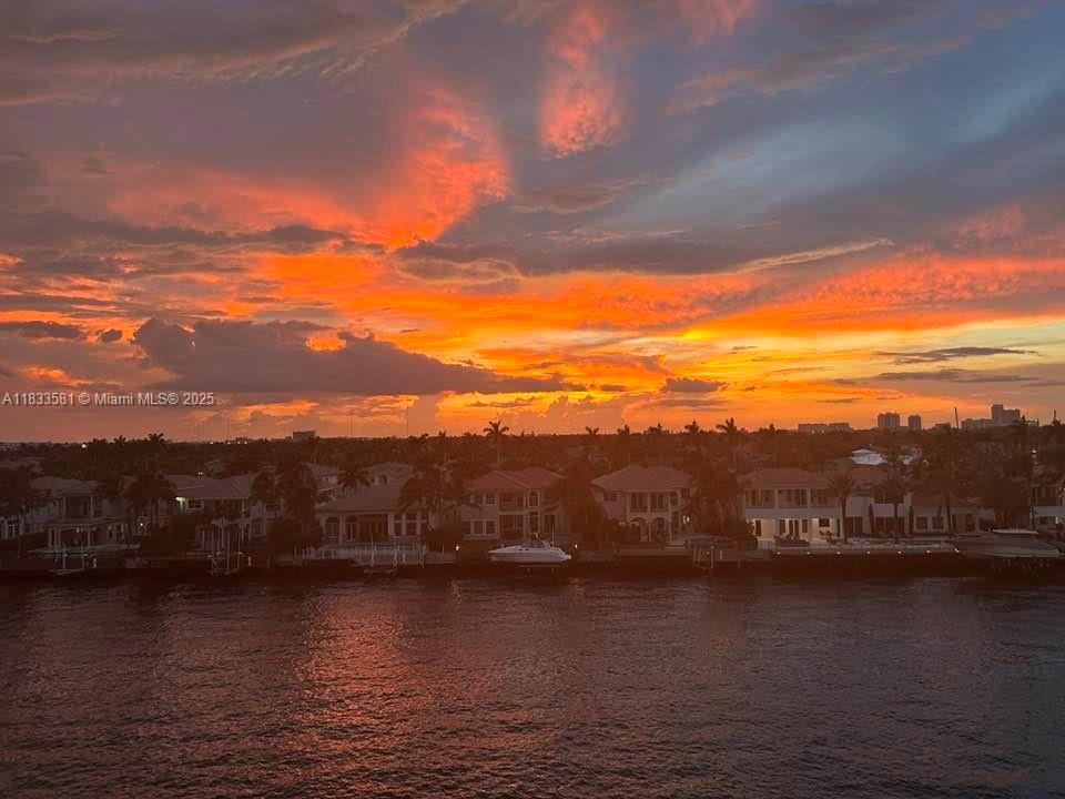 Photo of 1600 Ocean Dr  #5B, Hollywood, Florida, 33019 - 