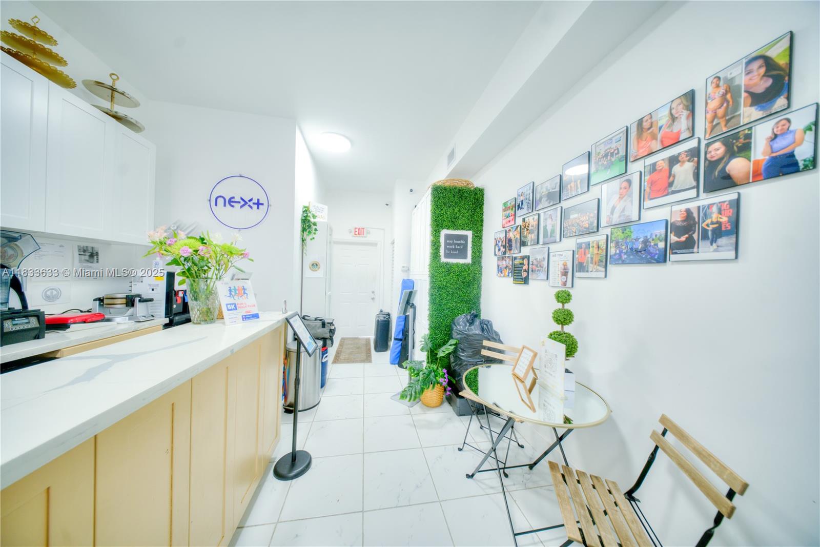 See details / sq. ft. $ 2025-07-03 0 Photo