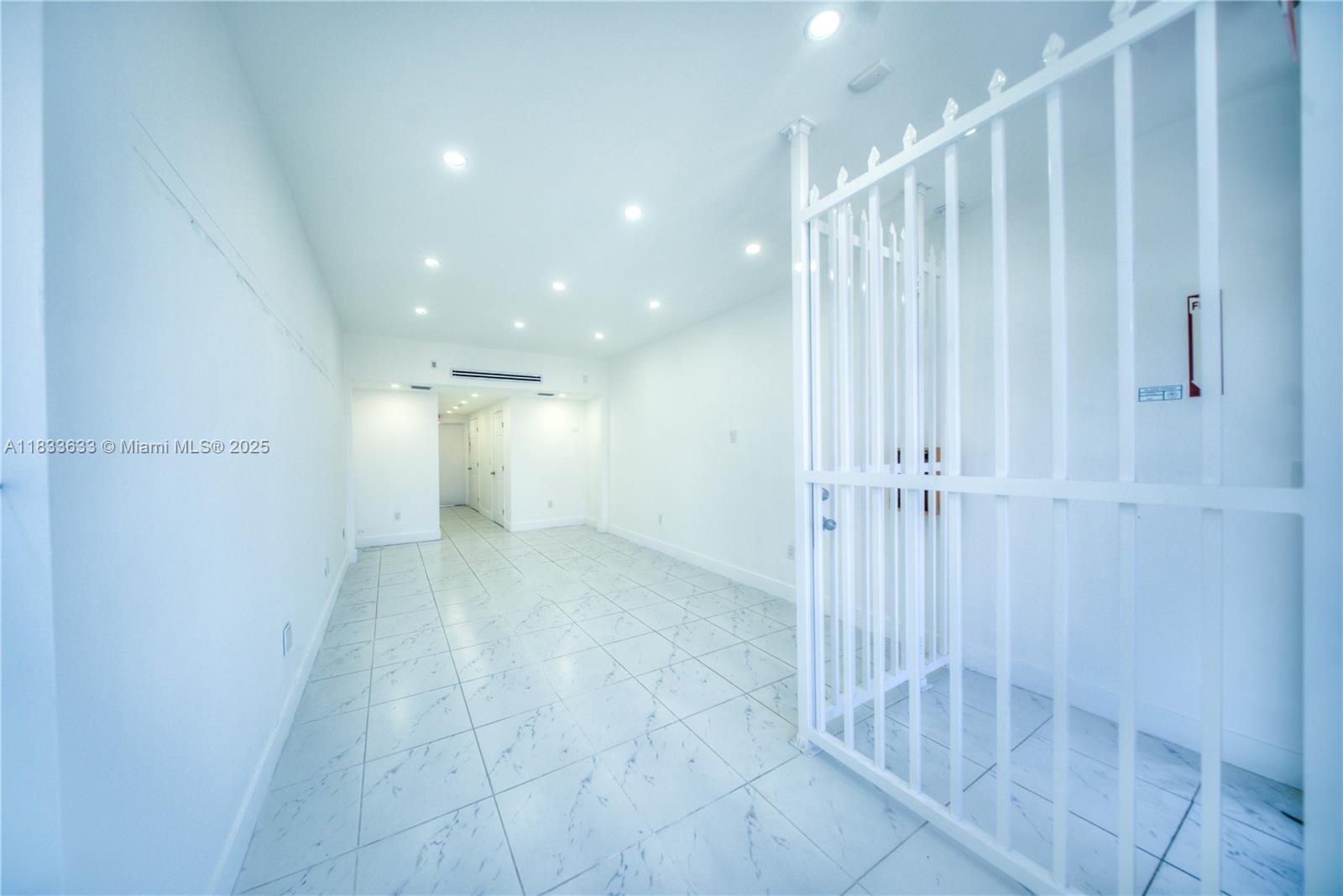 See details / sq. ft. $ 2025-07-03 0 Photo