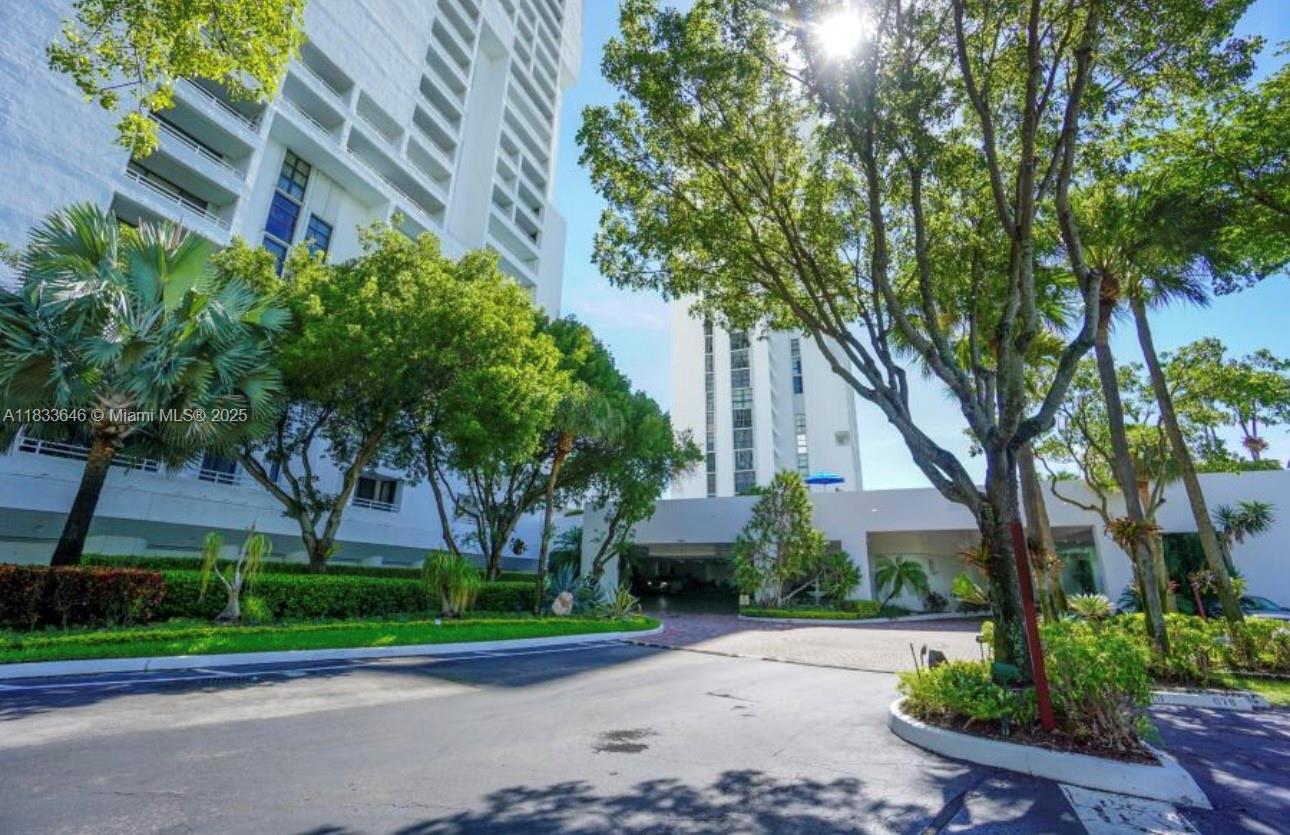Photo of 20225 34th Ct  #614, Aventura, Florida, 33180 - 