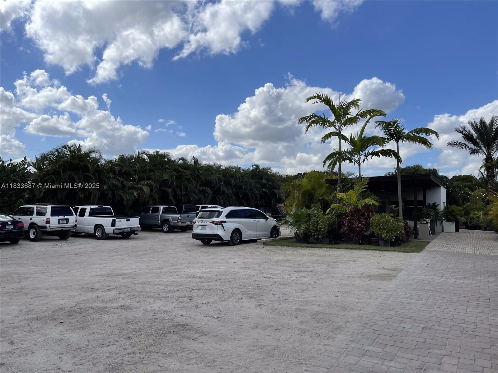 See details / sq. ft. $ 2025-07-26 0 Photo