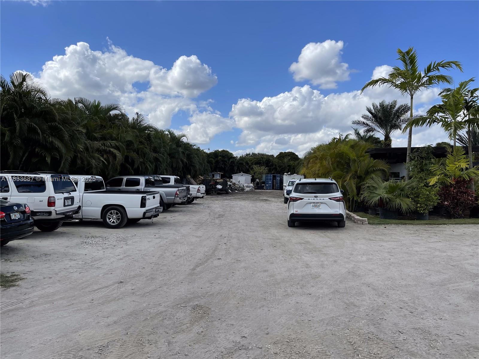 See details / sq. ft. $ 2025-07-26 0 Photo