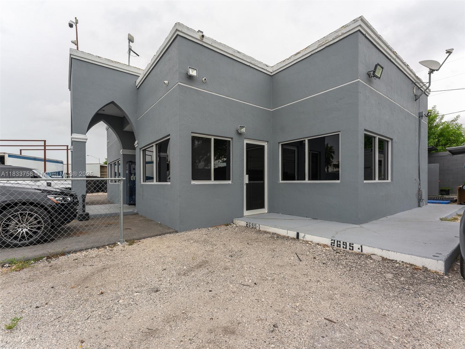 See details / sq. ft. $ 2025-07-03 0 Photo