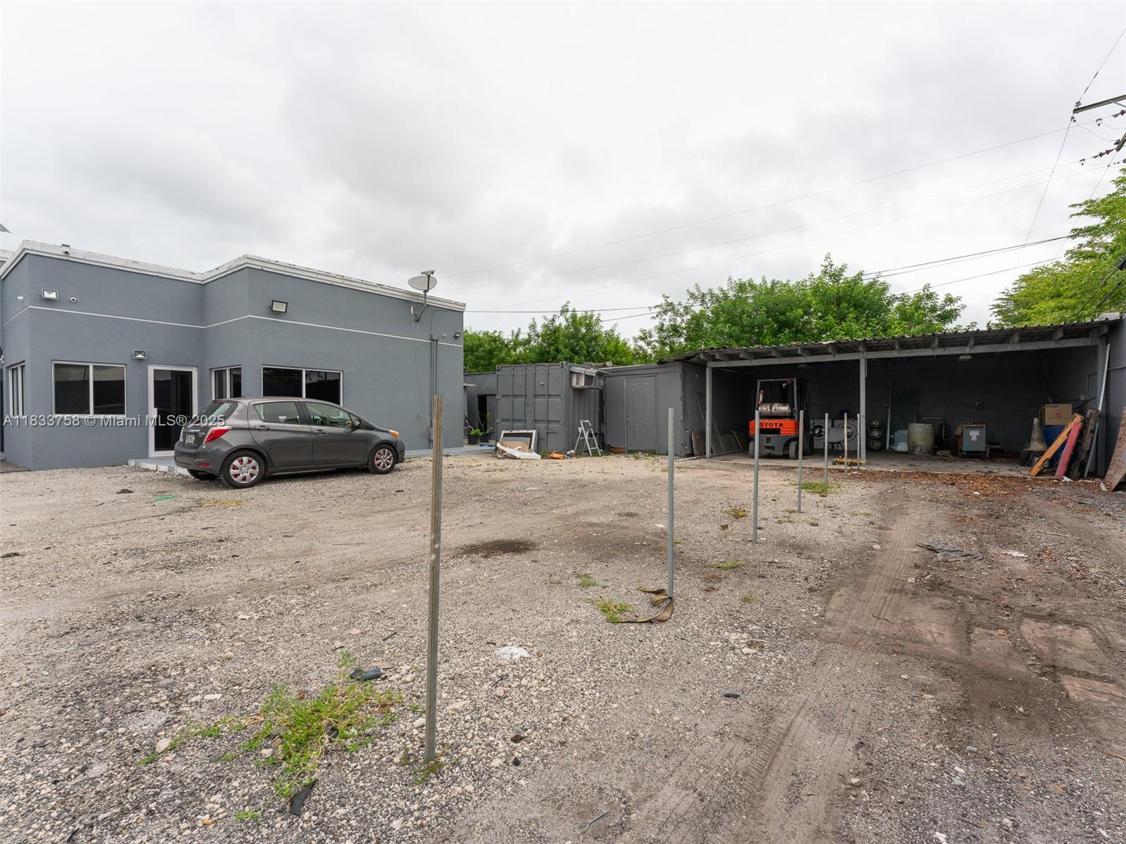 See details / sq. ft. $ 2025-07-03 0 Photo