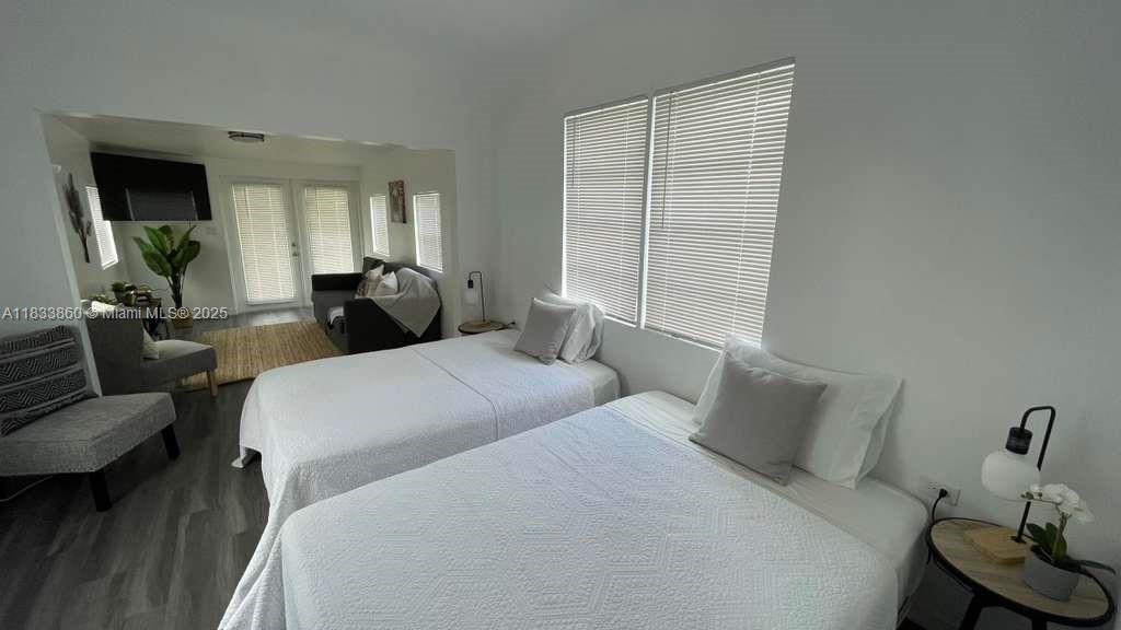 See details / 1601 sq. ft. $ 2025-07-03 0 Photo